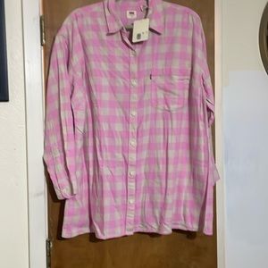 New Levi’s light flannel top